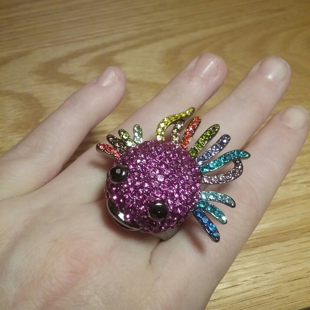 Sparkly Rhinestones Rainbow Fish Ring Size 8